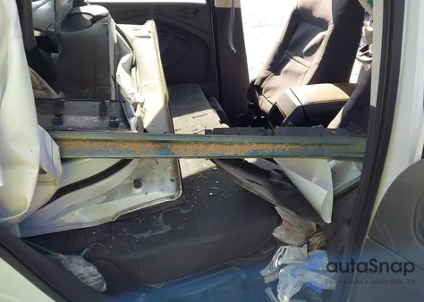 2017 Ford Escape S z USA, uszkodzony, nr VIN 1FMCU0F7XHUE55749